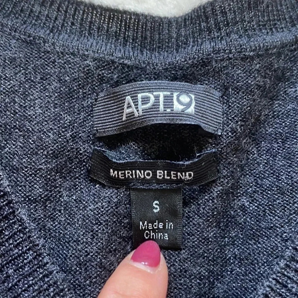 🔥4/$20 Apt. 9 Merino Wool Sweater - Picture 2 of 8